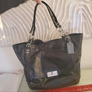 NWOT Coach KRI PIN LEATHER NS TOTE BAG